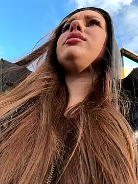 Snapshot of Syka0001 chatting on September 26, 2025, 1:51 pm Syka0001 online show from September 26, 2025, 1:51 pm