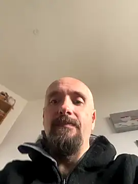 Snapshot of branleurbidu90 chatting on December 16, 2025, 9:24 am branleurbidu90 online show from December 16, 2025, 9:24 am