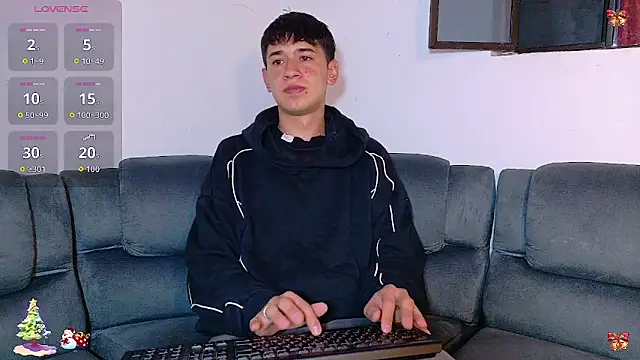 Mr daren  online show from December 22, 2025, 11:38 pm