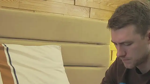 Snapshot of EthanPinkman chatting on February 1, 2026, 3:49 am EthanPinkman online show from February 1, 2026, 3:49 am