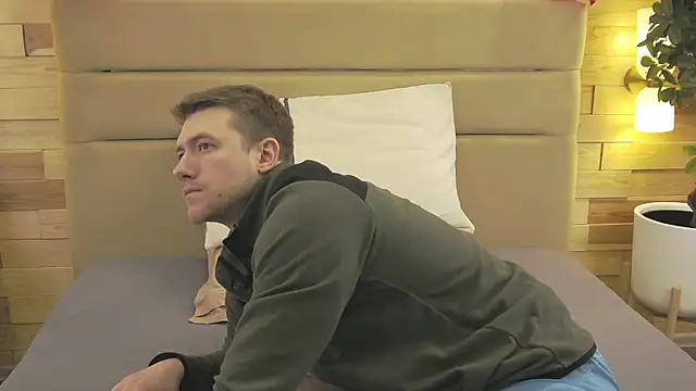 Snapshot of EthanPinkman chatting on February 13, 2026, 4:34 am EthanPinkman online show from February 13, 2026, 4:34 am