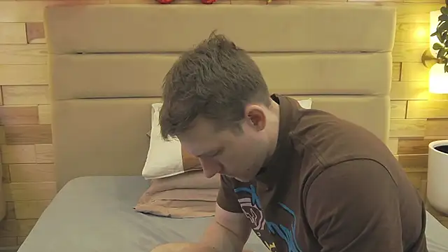 Snapshot of EthanPinkman chatting on February 14, 2026, 4:34 am EthanPinkman online show from February 14, 2026, 4:34 am