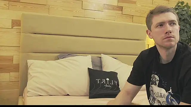 Snapshot of EthanPinkman chatting on November 29, 2025, 4:23 am EthanPinkman online show from November 29, 2025, 4:23 am