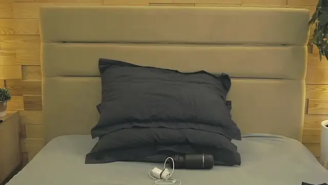 EthanPinkman online show from April 4, 2026, 4:19 am