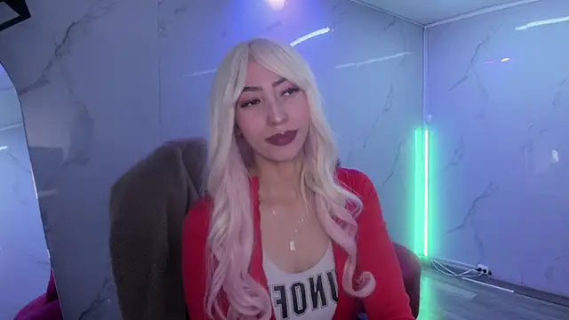 LilithCooperr  online show from April 1, 2026, 3:08 am