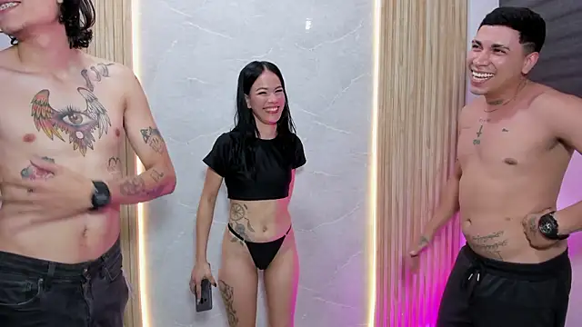 wild demongirl online show from March 23, 2026, 6:41 pm