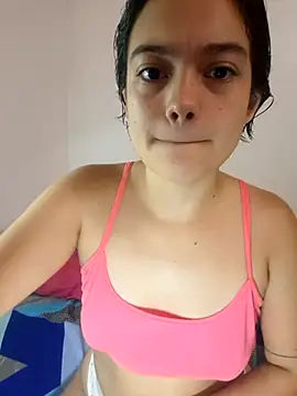 littlemelii online show from May 6, 2026, 8:24 pm