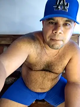 Snapshot of Evert_hairyboy chatting on September 27, 2025, 6:03 pm Evert hairyboy online show from September 27, 2025, 6:03 pm