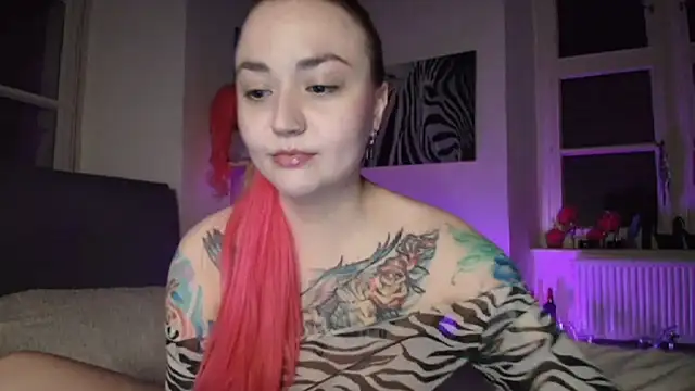 PinkHurricaneOfficial online show from March 17, 2025, 10:40 pm