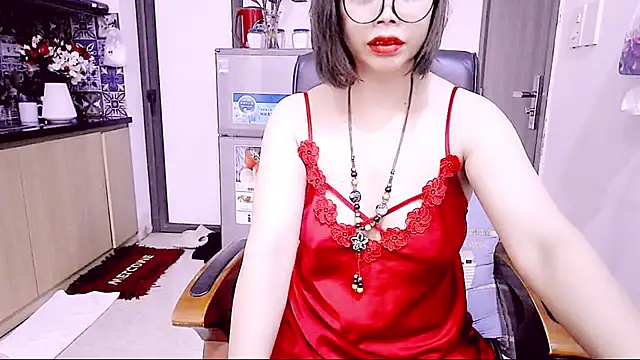 Snapshot of Miu-Le chatting on May 5, 2026, 8:39 am Miu-Le online show from May 5, 2026, 8:39 am