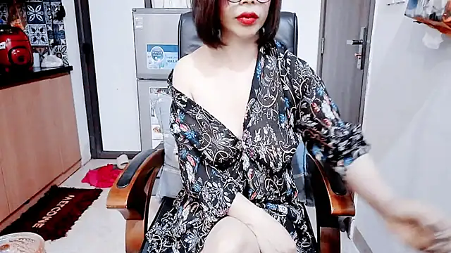 Snapshot of Miu-Le chatting on February 8, 2026, 7:17 am Miu-Le online show from February 8, 2026, 7:17 am