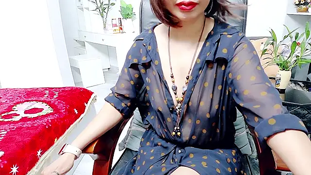 Snapshot of Miu-Le chatting on May 24, 2026, 6:35 am Miu-Le online show from May 24, 2026, 6:35 am