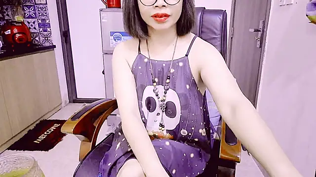 Snapshot of Miu-Le chatting on April 24, 2026, 3:52 am Miu-Le online show from April 24, 2026, 3:52 am