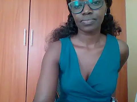 Snapshot of sexy_darleen23 chatting on June 19, 2026, 10:54 am sexy darleen23 online show from June 19, 2026, 10:54 am