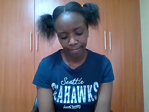 sexy darleen23 online show from November 16, 2025, 8:52 am