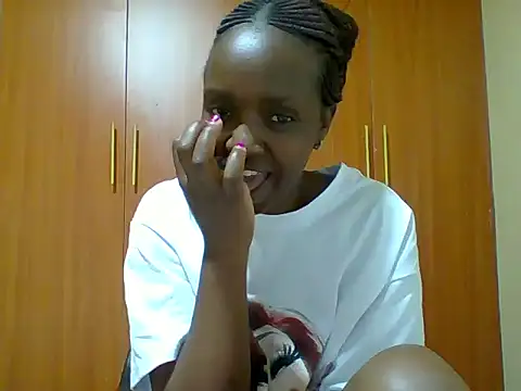 sexy darleen23 online show from October 24, 2025, 7:35 pm