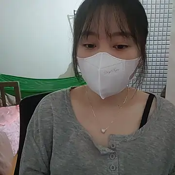 Kajisu 26 online show from November 17, 2025, 12:47 am