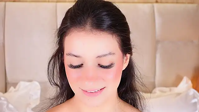 KiraKayleigh1 online show from March 14, 2026, 12:49 am