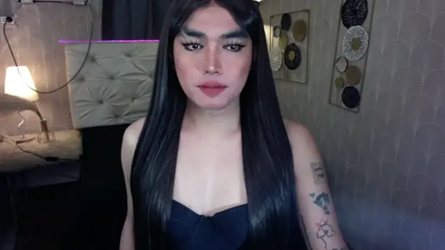 M1ssJadeS0 online show from November 5, 2025, 8:45 pm