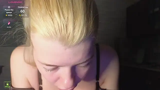 Snapshot of RinaBlondie chatting on February 10, 2026, 6:12 am RinaBlondie online show from February 10, 2026, 6:12 am