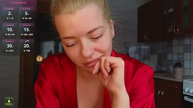 Snapshot of RinaBlondie chatting on February 16, 2026, 9:19 am RinaBlondie online show from February 16, 2026, 9:19 am