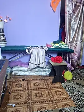  Kitti  online show from November 6, 2025, 11:03 am