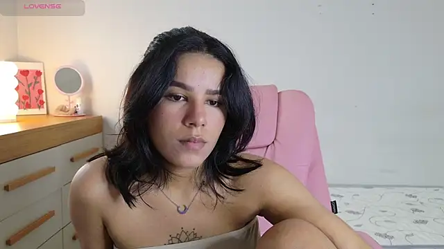 ninapego online show from November 4, 2025, 9:35 am