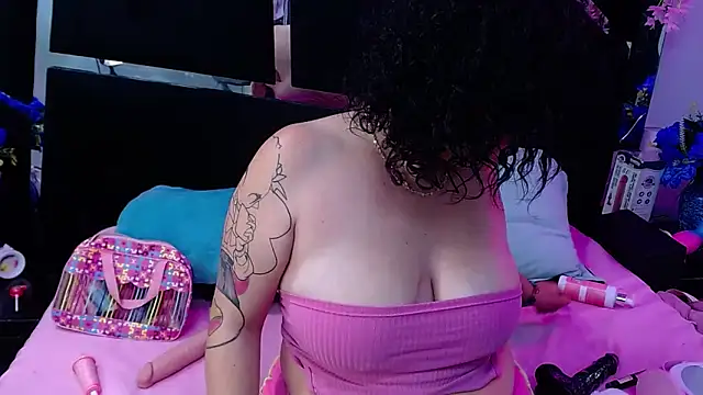 Cocoo Nuth online show from March 11, 2025, 7:24 am