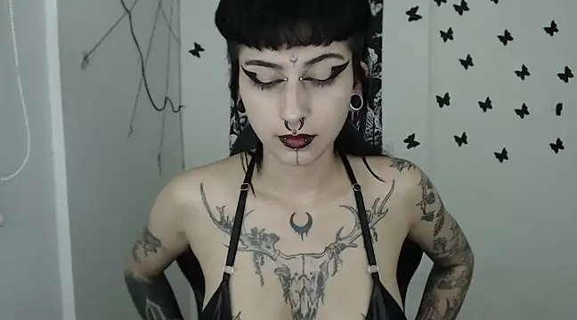 n0sferatus   online show from February 13, 2025, 5:05 am