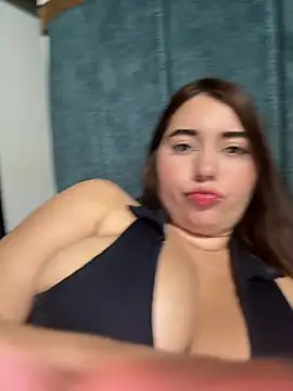Snapshot of Tara__Sexy chatting on June 25, 2026, 11:10 pm Tara Sexy online show from June 25, 2026, 11:10 pm