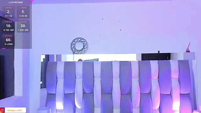 Snapshot of Megan_wolf1_ chatting on March 13, 2025, 10:36 am Megan wolf1  online show from March 13, 2025, 10:36 am