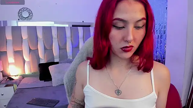 Snapshot of Megan_wolf1_ chatting on February 27, 2025, 7:51 am Megan wolf1  online show from February 27, 2025, 7:51 am