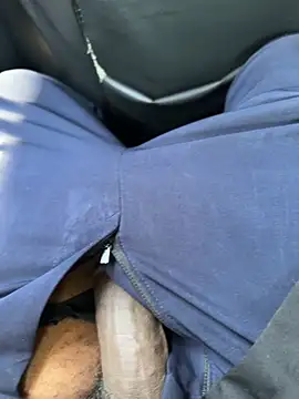 Black-mamba-madingo online show from April 14, 2026, 4:34 pm