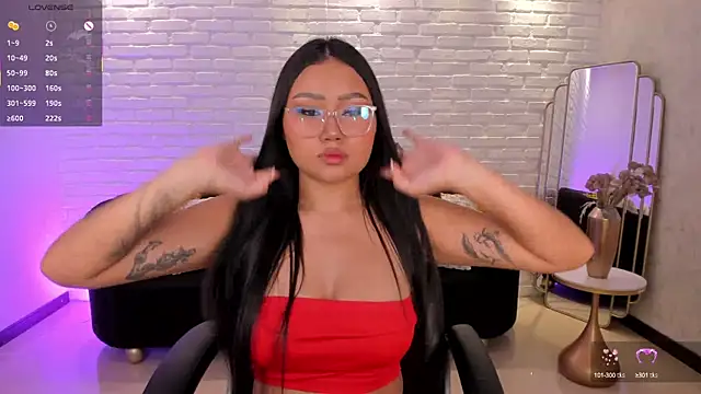 Snapshot of AmberLewis_ chatting on October 11, 2025, 3:07 am AmberLewis online show from October 11, 2025, 3:07 am