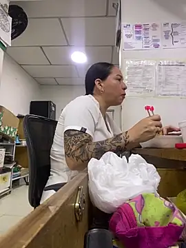 Snapshot of nurse_desi_sexlove chatting on November 14, 2025, 2:37 am nurse desi sexlove online show from November 14, 2025, 2:37 am