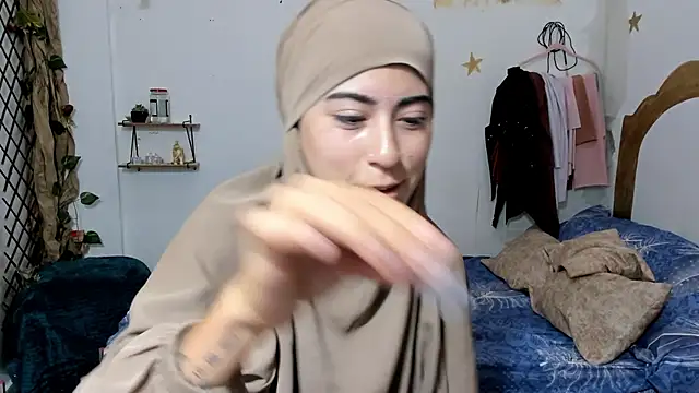 Snapshot of chaymae_nah_ chatting on September 23, 2025, 10:50 pm chaymae nah online show from September 23, 2025, 10:50 pm