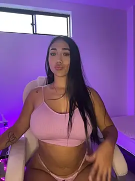 Snapshot of nyna_1 chatting on February 5, 2026, 10:27 pm nyna 1 online show from February 5, 2026, 10:27 pm