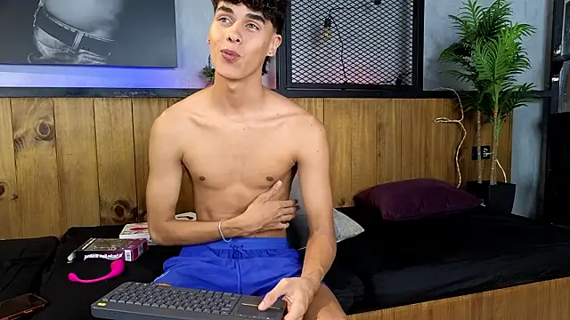 andrewortix online show from March 7, 2026, 4:08 am