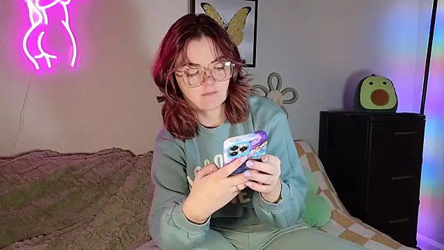 Snapshot of rodeobrii chatting on February 23, 2025, 12:51 am rodeobrii online show from February 23, 2025, 12:51 am