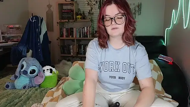 Snapshot of rodeobrii chatting on February 16, 2025, 2:31 am rodeobrii online show from February 16, 2025, 2:31 am