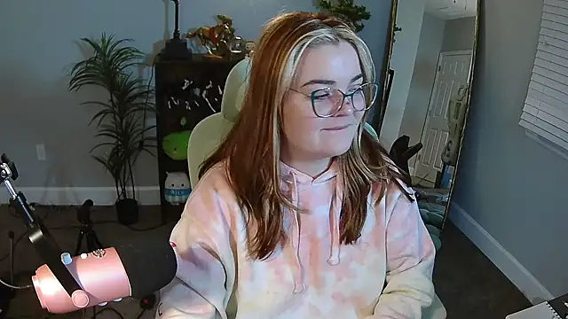 Snapshot of rodeobrii chatting on December 21, 2025, 3:19 am rodeobrii online show from December 21, 2025, 3:19 am