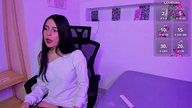 Snapshot of little_isabela1 chatting on March 31, 2026, 10:45 pm little isabela1 online show from March 31, 2026, 10:45 pm