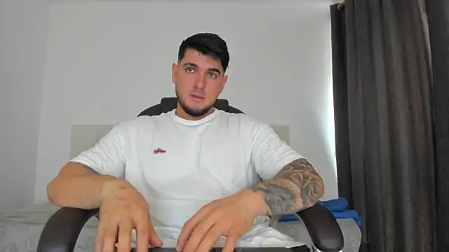 Teilor Creed online show from November 30, 2025, 7:14 pm