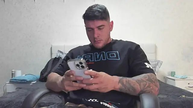 Teilor Creed online show from March 18, 2025, 7:55 pm