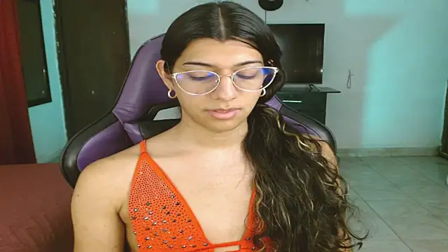 engielphoenis14 online show from February 24, 2026, 9:59 pm