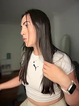 alessandra-a online show from February 21, 2026, 3:52 am