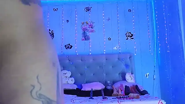 Snapshot of gabbiefoxthx chatting on February 2, 2025, 12:09 am gabbiefoxthx online show from February 2, 2025, 12:09 am