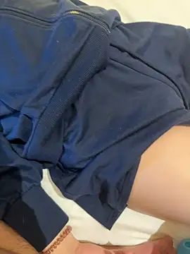 NANAchan R online show from February 12, 2025, 3:38 pm