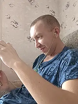 MityaXLoves online show from April 7, 2026, 6:37 am