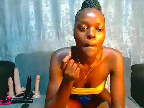 Snapshot of VANESAAMBER23 chatting on October 25, 2025, 12:10 am VANESAAMBER23 online show from October 25, 2025, 12:10 am